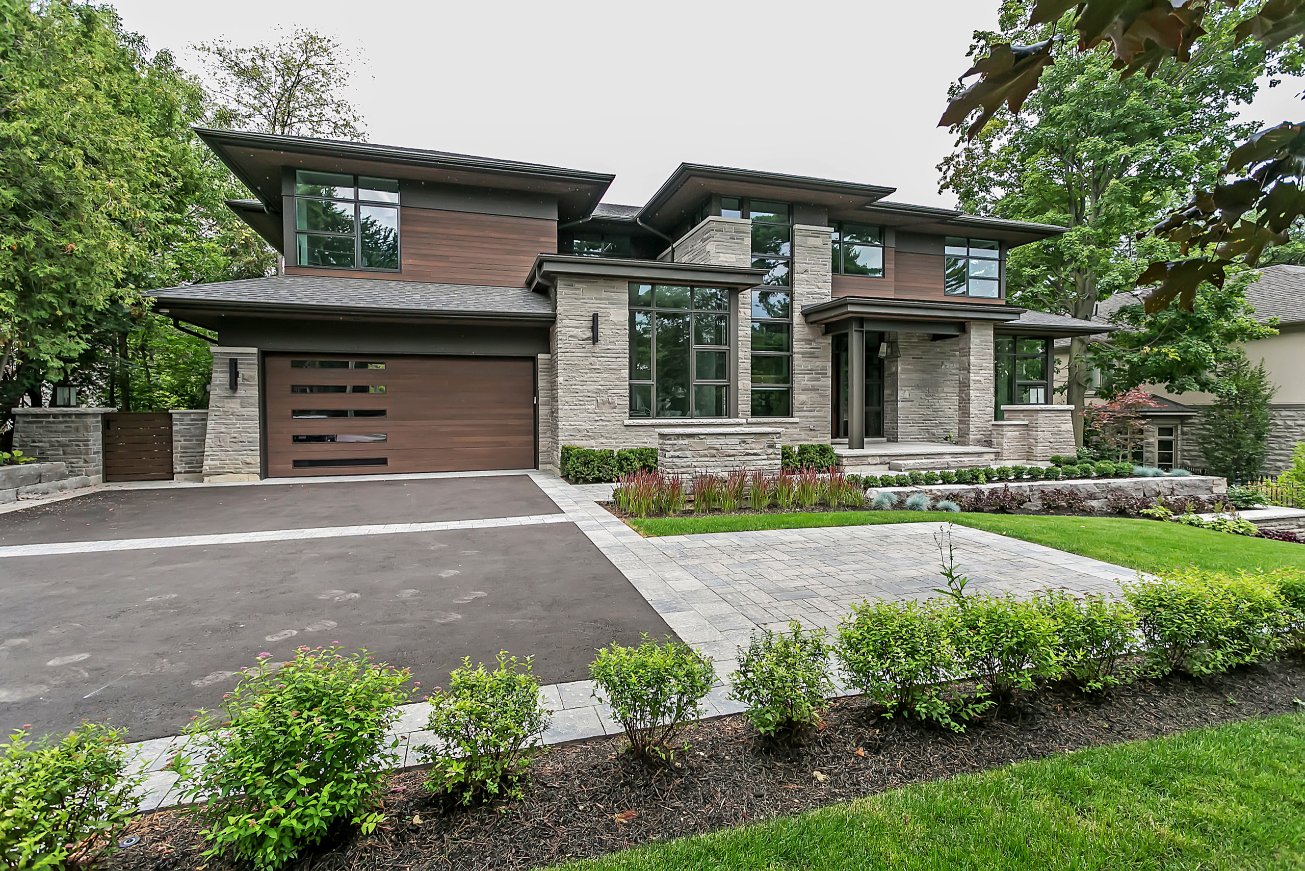 Stunning House Exterior Design Ideas That Instantly Boost Curb Appeal